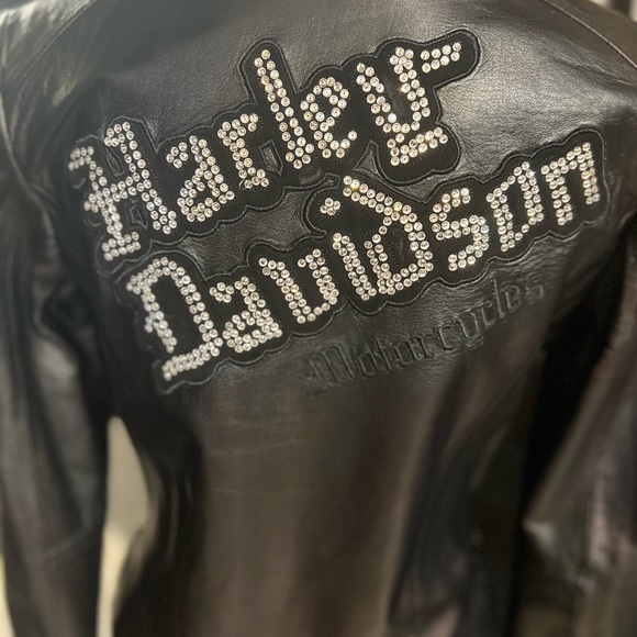 🔥🖤EUC- HARLEY DAVIDSON GENUINE LEATHER BLACK JACKET WITH RHINESTONES SZ S🔥🖤 - Picture 1 of 17